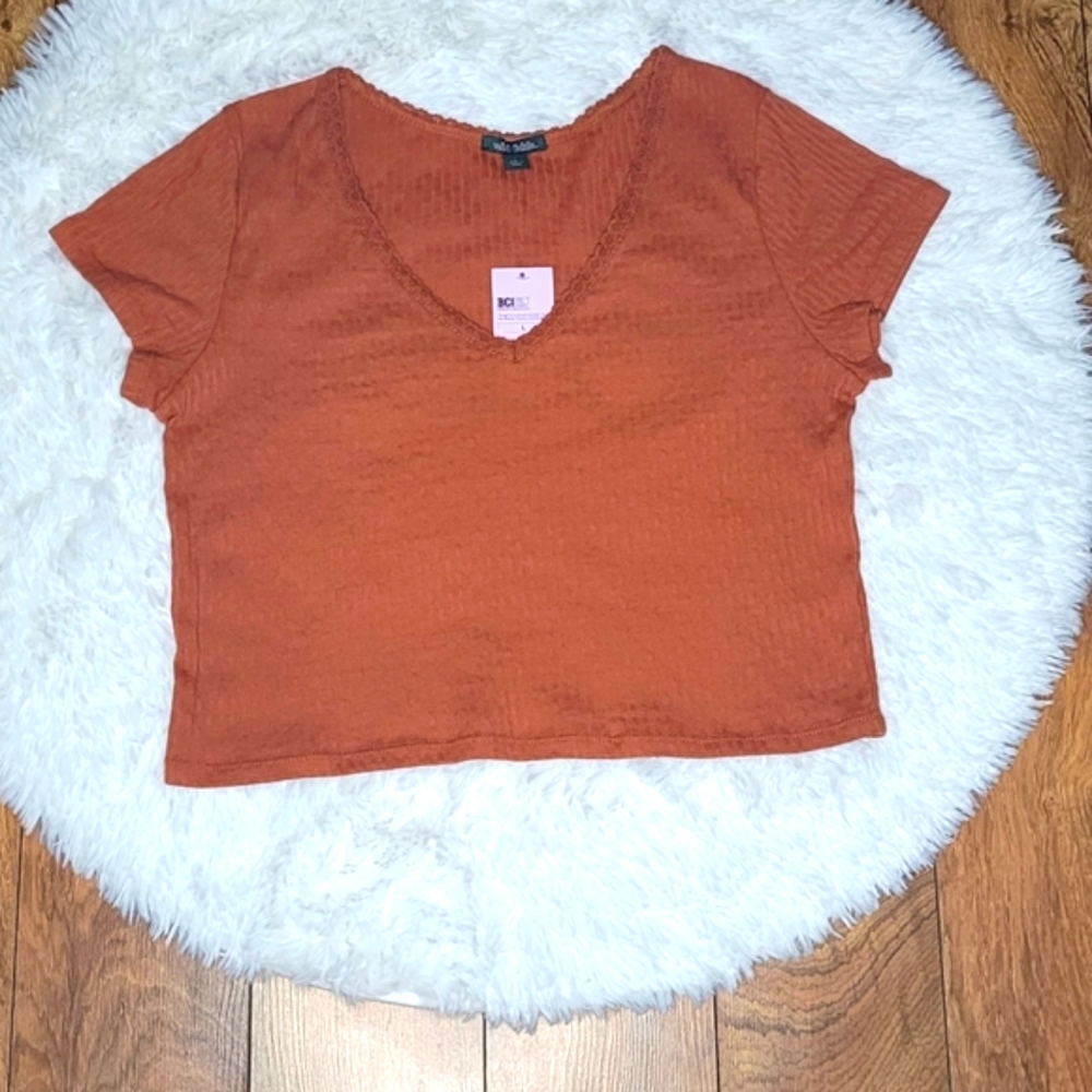 Wild Fable cropped top - Picture 1 of 9